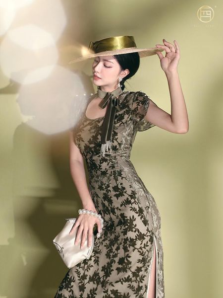 sijin homemade encounter long cheongsam daily wear young girl retro temperament slim french dress ethnic clothing, Red
sijin homemade encounter long cheongsam daily wear young girl retro temperament slim french dress ethnic clothing, Red