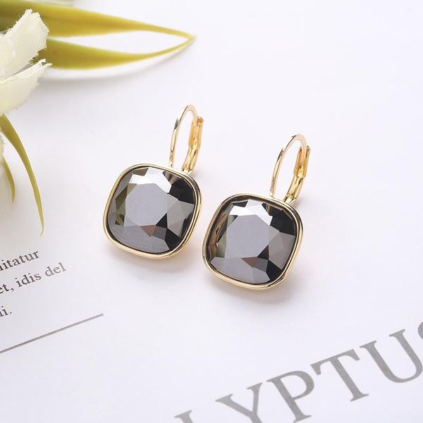 hoop & huggie 2021 design square stones earrings with french hook lever back for fashion girls wedding gifts, Golden;silver
hoop & huggie 2021 design square stones earrings with french hook lever back for fashion girls wedding gifts, Golden;silver