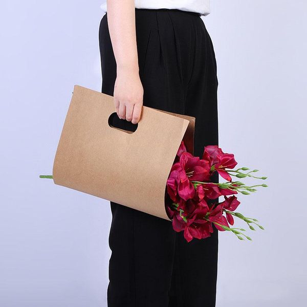 gift wrap kraft paper folding portable flower box floral arrangement party children's day decor packaging bag
gift wrap kraft paper folding portable flower box floral arrangement party children's day decor packaging bag