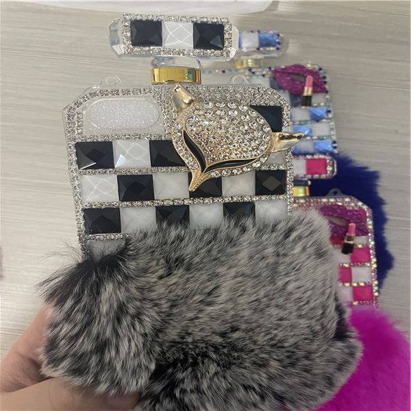 diamond phone case perfume bottle case with chain lanyard case for iphone 6 7 8plus x xr xsmax 11 12 pro max s10 s20
diamond phone case perfume bottle case with chain lanyard case for iphone 6 7 8plus x xr xsmax 11 12 pro max s10 s20