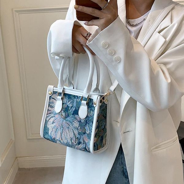 evening bags women large capacity 2021 tote bag casual oil painting graffiti handbag fashion luxury designer shoulder satchels
evening bags women large capacity 2021 tote bag casual oil painting graffiti handbag fashion luxury designer shoulder satchels