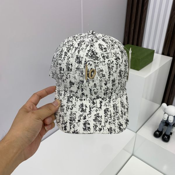 fashion designers buckle hat fitted hats baseball caps luxurys adjustable snapbacks sports ball cap drop mixed order 2 colors good, Blue;gray
fashion designers buckle hat fitted hats baseball caps luxurys adjustable snapbacks sports ball cap drop mixed order 2 colors good, Blue;gray