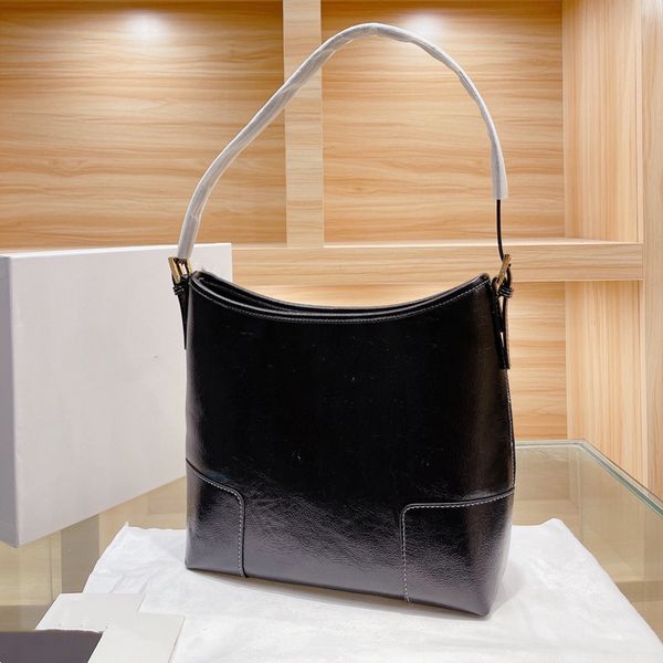 designer shoulder handbags luxury underarm bags high-quality genuine leather classic tote bag high-capacity fashion brand with the original
designer shoulder handbags luxury underarm bags high-quality genuine leather classic tote bag high-capacity fashion brand with the original