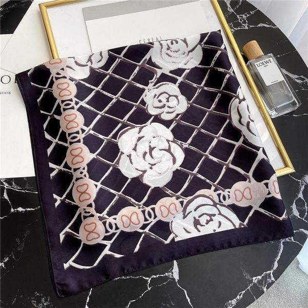 scarves summer square silk scarf for women bandana neck hairband plaid floral elegant lady kerchief foulard shawl wrap 2021, Blue;gray
scarves summer square silk scarf for women bandana neck hairband plaid floral elegant lady kerchief foulard shawl wrap 2021, Blue;gray