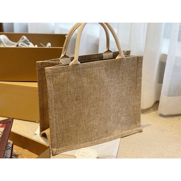 wholesale 2021 reusable sling boutique gift bags foldable shopping baggu canvas bag nylon women luxury handbags
wholesale 2021 reusable sling boutique gift bags foldable shopping baggu canvas bag nylon women luxury handbags