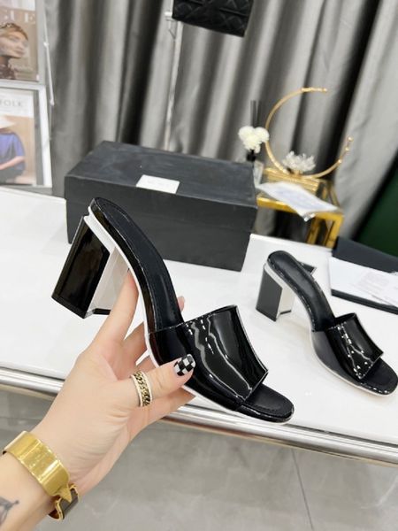 spring/summer 2022 new solid color high heel honey slippers thick heel joker shoes heel height 4.5cm leather sole size 35-42, Black
spring/summer 2022 new solid color high heel honey slippers thick heel joker shoes heel height 4.5cm leather sole size 35-42, Black