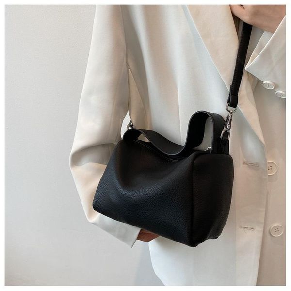 evening bags simple casual pu soft leather handbag female bag 2021 summer style shoulder korean fashion messenger small square
evening bags simple casual pu soft leather handbag female bag 2021 summer style shoulder korean fashion messenger small square