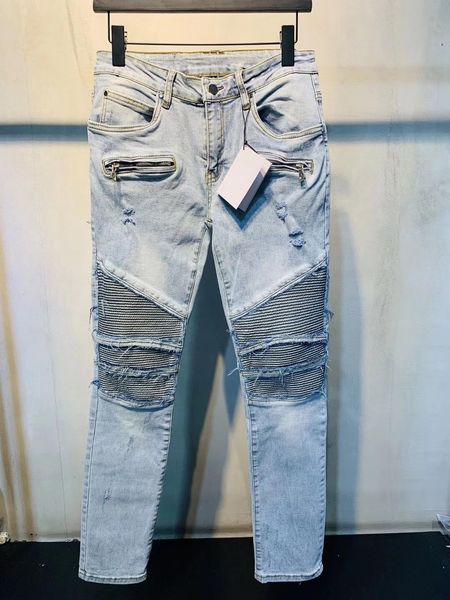 2021 new blue men's jeans with silver leather holes high street motorcycle trend designer brand slim stretch jeans
2021 new blue men's jeans with silver leather holes high street motorcycle trend designer brand slim stretch jeans