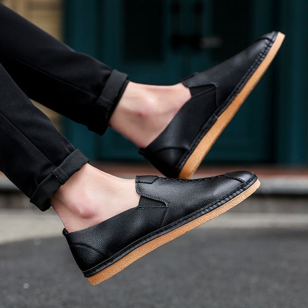 2021 running shoes fashion men womens sports black white leather designer outdoor sneakers trainers size eur 38-44 shoe 36-b31
2021 running shoes fashion men womens sports black white leather designer outdoor sneakers trainers size eur 38-44 shoe 36-b31