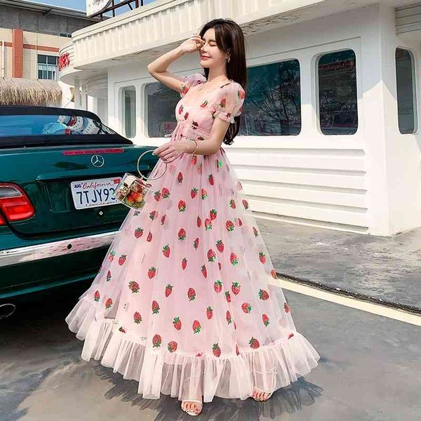 sweet strawberry sequined embroidery cascading ruffle maxi dress women summer v-neck puff sleeve bow pink tulle mesh long dress 210322, Black;gray
sweet strawberry sequined embroidery cascading ruffle maxi dress women summer v-neck puff sleeve bow pink tulle mesh long dress 210322, Black;gray