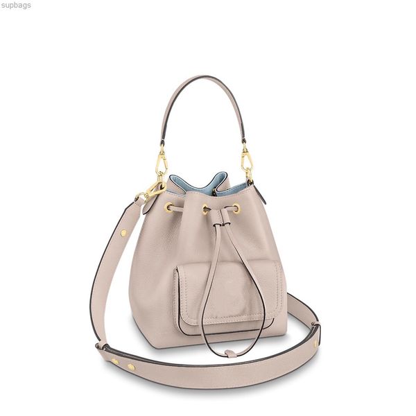 pure color shoulder bags lockme bucket in women 3 colors genuine leather small handbags m57688 b-001
pure color shoulder bags lockme bucket in women 3 colors genuine leather small handbags m57688 b-001