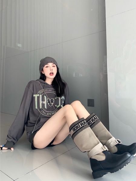 new trend2021ss autumn and winter heavy industry drill hooded loose versatile long sleeve pullover sweater, Black
new trend2021ss autumn and winter heavy industry drill hooded loose versatile long sleeve pullover sweater, Black