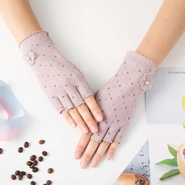 five fingers gloves fashion fingerless half-fingered sunscreen anti-ultraviolet ultra-thin non-slip sports cycling finger driving, Blue;gray
five fingers gloves fashion fingerless half-fingered sunscreen anti-ultraviolet ultra-thin non-slip sports cycling finger driving, Blue;gray