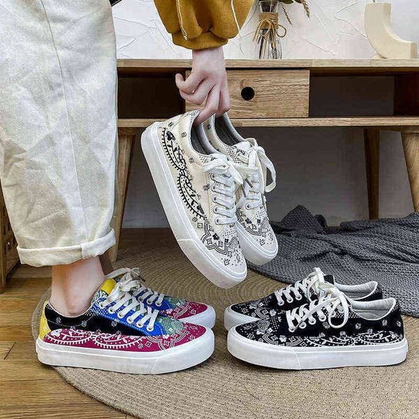 2021 autumn low stitching joint name pure white pink orange cashew blossom leisure sports board shoes women's skateboard, Black;white
2021 autumn low stitching joint name pure white pink orange cashew blossom leisure sports board shoes women's skateboard, Black;white