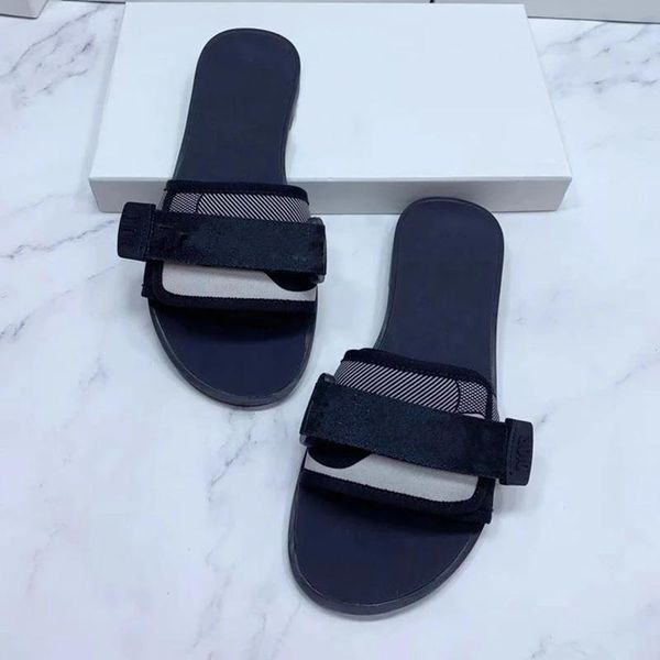 slippers casual outing 2021 summer style 34-42 sandals with letter embroidery custom large size women's shoes, Black
slippers casual outing 2021 summer style 34-42 sandals with letter embroidery custom large size women's shoes, Black