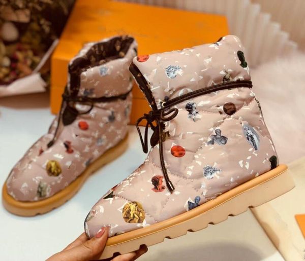 2022 designer's latest customized logo women's boots leather non slip rubber sole luxury pillow comfort exquisite technology 35-41, Black
2022 designer's latest customized logo women's boots leather non slip rubber sole luxury pillow comfort exquisite technology 35-41, Black