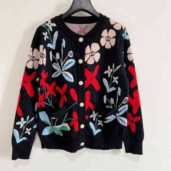 Women's Sweaters Designer women knit set autumn sweater skirt suit brand wool hooded sweatshirt long-sleeved women's top coats V-n, White;black
Women's Sweaters Designer women knit set autumn sweater skirt suit brand wool hooded sweatshirt long-sleeved women's top coats V-n, White;black