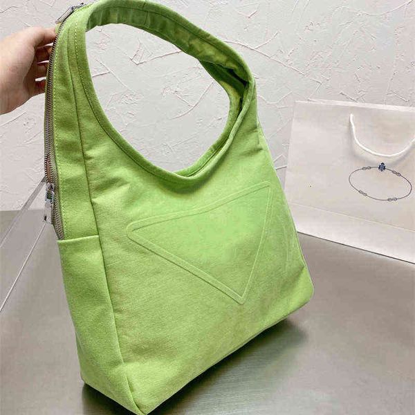 designer women shoulder bags handbags triangle luxury lady hobos purses handbag baguettes medium totes canvas shopping bag quality
designer women shoulder bags handbags triangle luxury lady hobos purses handbag baguettes medium totes canvas shopping bag quality