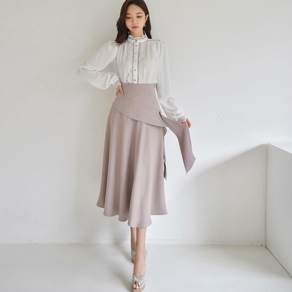 arrival female fashion set spring ol professional white temperament lace plied midi skirt two pieces together, Black
arrival female fashion set spring ol professional white temperament lace plied midi skirt two pieces together, Black