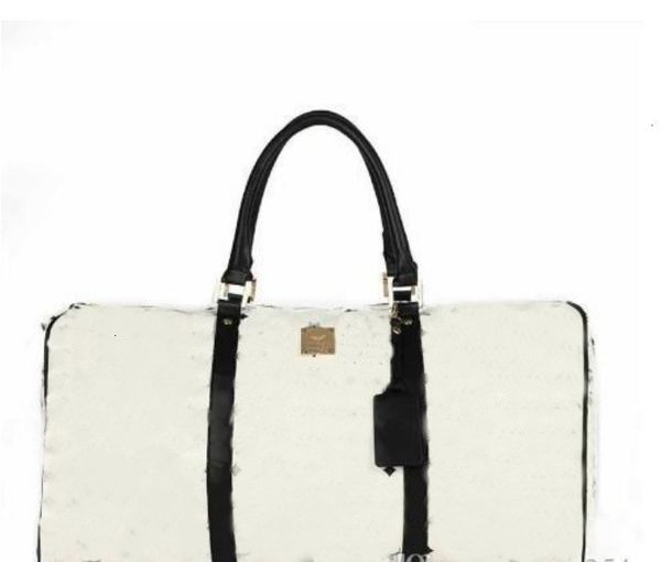 women and men designer handbags travel duffle luggage totes clutch bag big capacity good quality pu leather new fashion
women and men designer handbags travel duffle luggage totes clutch bag big capacity good quality pu leather new fashion