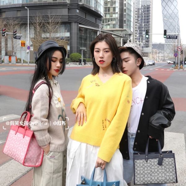 outlet butuo 2021c jiafan female special bag portable single shoulder messenger bag luxuryss yw
outlet butuo 2021c jiafan female special bag portable single shoulder messenger bag luxuryss yw