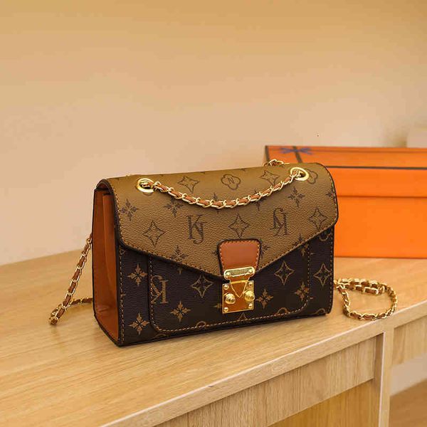 handbags small bag women's 2021 autumn and winter fashion net red foreign style high-grade feeling versatile one shoulder messenger
handbags small bag women's 2021 autumn and winter fashion net red foreign style high-grade feeling versatile one shoulder messenger