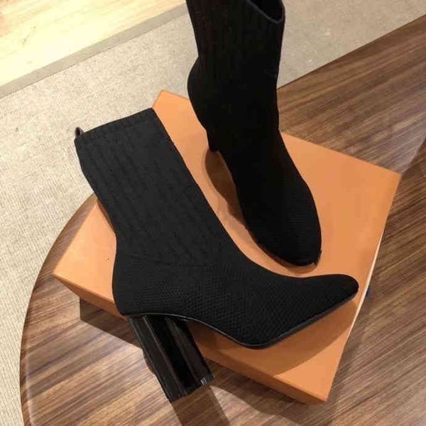 women designer shoes silhouette ankle boot black stretch textile martin boots high heel sock embroidered lady dress with box
women designer shoes silhouette ankle boot black stretch textile martin boots high heel sock embroidered lady dress with box