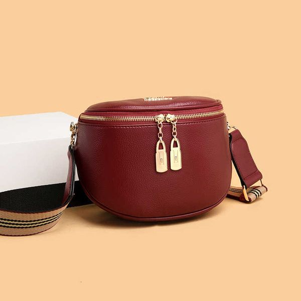 bag female 2021 summer korean fashion waist single shoulder diagonal small semi-circular women's satchel 2118
bag female 2021 summer korean fashion waist single shoulder diagonal small semi-circular women's satchel 2118
