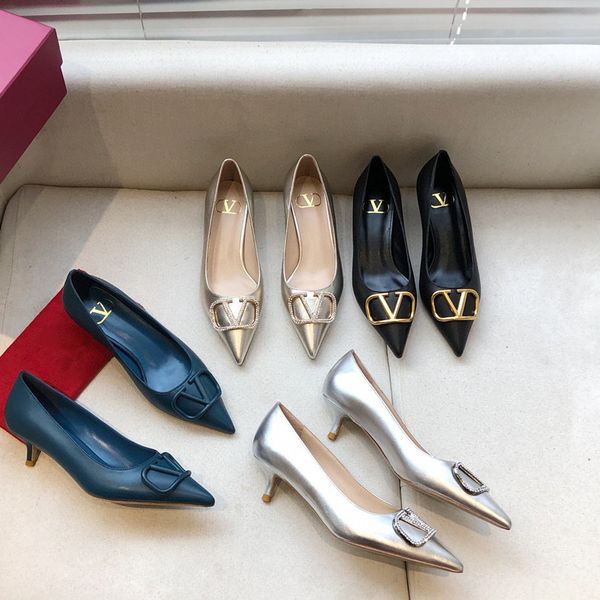 Top Quality Women Shoes Red Bottoms High Heels Sexy Pointed Toe Sole Pumps Come With Logo dust bags Wedding shoes, 01
Top Quality Women Shoes Red Bottoms High Heels Sexy Pointed Toe Sole Pumps Come With Logo dust bags Wedding shoes, 01