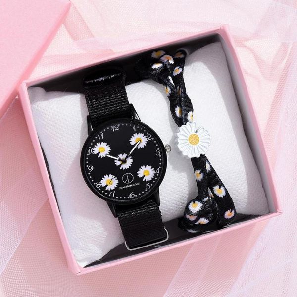 wristwatches fashion daisy flowers nylon band watches for women casual analog quartz ladies clock relogio feminino, Slivery;brown
wristwatches fashion daisy flowers nylon band watches for women casual analog quartz ladies clock relogio feminino, Slivery;brown