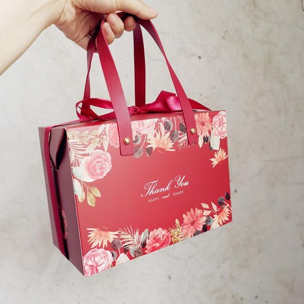 gift wrap 10pcs red color allsize handle box presents portable paper candy biscuit cake boxes wedding birthday party packing bags
gift wrap 10pcs red color allsize handle box presents portable paper candy biscuit cake boxes wedding birthday party packing bags