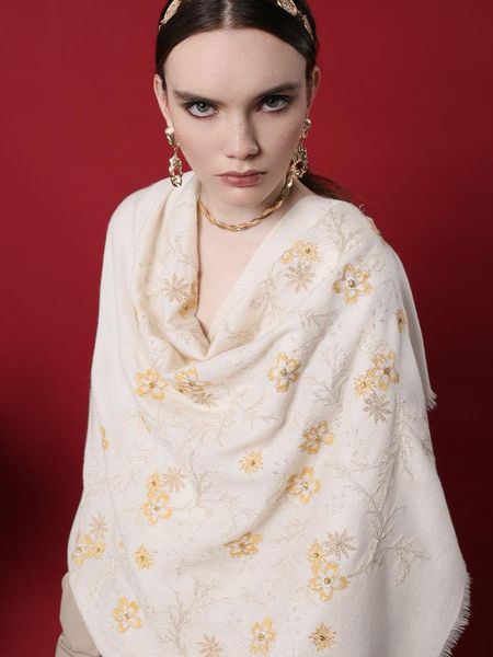 scarves heavy high-end 100% pure cashmere scarf wraps women winter warm hand-made embroidery shawl diamond blanket pashmina, Blue;gray
scarves heavy high-end 100% pure cashmere scarf wraps women winter warm hand-made embroidery shawl diamond blanket pashmina, Blue;gray