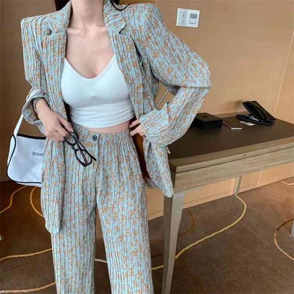 vintage floral print two piece set women blazer coat + trousers 2 ladies elegant pleated pants suits autumn 210514, White
vintage floral print two piece set women blazer coat + trousers 2 ladies elegant pleated pants suits autumn 210514, White