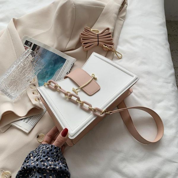 cross body high-quality fashion ladies handbags 2021 summer texture one-shoulder messenger western style acrylic chain small square bag
cross body high-quality fashion ladies handbags 2021 summer texture one-shoulder messenger western style acrylic chain small square bag
