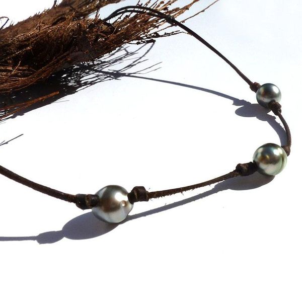 chokers tahitian pearls on leather necklace long women's and knotted necklace,, Golden;silver
chokers tahitian pearls on leather necklace long women's and knotted necklace,, Golden;silver