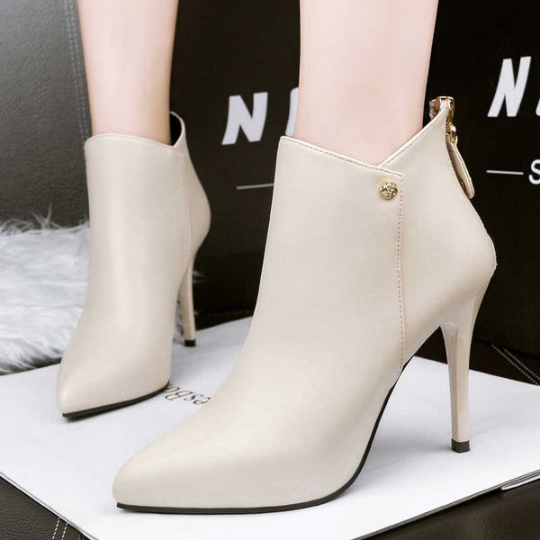 240-5 elegant short ankle autumn ultra-high thin heels new women's shoes and boots, Black
240-5 elegant short ankle autumn ultra-high thin heels new women's shoes and boots, Black
