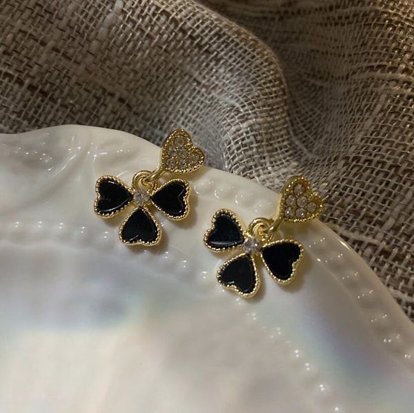 s2167 fashion jewelry s925 silver post dangle earrings heart four petals flower stud earring
s2167 fashion jewelry s925 silver post dangle earrings heart four petals flower stud earring