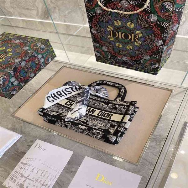 factory bag foreign temperament women's bag 2021 name portable 21 cm luxuryss designerss yw
factory bag foreign temperament women's bag 2021 name portable 21 cm luxuryss designerss yw