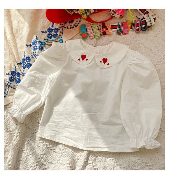 2021 new spring korean style kids cotton shirts love embroidery baby girls blouses puff sleeve peter pan collar, White;black
2021 new spring korean style kids cotton shirts love embroidery baby girls blouses puff sleeve peter pan collar, White;black