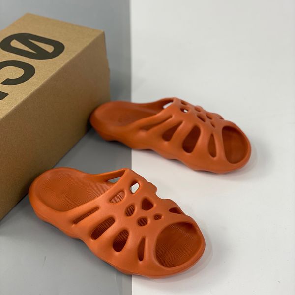 2021 couple casual sandals and slippers outdoor sports show classic cartoon simple atmosphere leather wholesale size 35-45, Black
2021 couple casual sandals and slippers outdoor sports show classic cartoon simple atmosphere leather wholesale size 35-45, Black