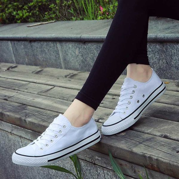 2020 women's vulcanize shoes fashion lace-up solid lovers rubber flat canvas for women casual sneakers female y0907, Black
2020 women's vulcanize shoes fashion lace-up solid lovers rubber flat canvas for women casual sneakers female y0907, Black