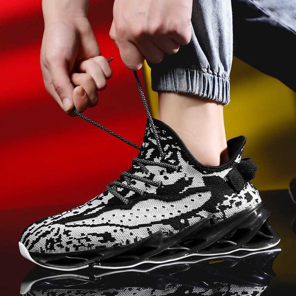 mens running shoessmile to welcome fish scale men's autumn new luminous net cloth flying breathable sports running shoes traniers sneak
mens running shoessmile to welcome fish scale men's autumn new luminous net cloth flying breathable sports running shoes traniers sneak