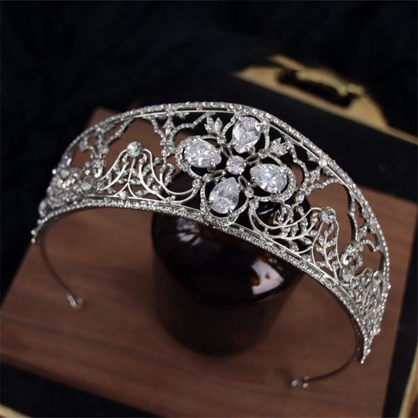 hair clips & barrettes tiaras and crowns hairband jewelry wedding accessories for women brides luxury hairwear cubic zircon flower shape, Golden;silver
hair clips & barrettes tiaras and crowns hairband jewelry wedding accessories for women brides luxury hairwear cubic zircon flower shape, Golden;silver