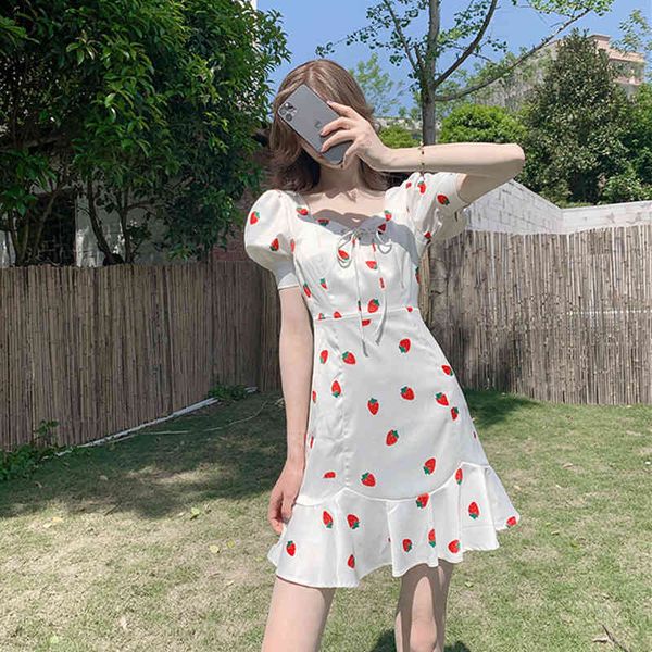 strawberry print dress women vintage flare sleeve bow elegant floral vestidos female sweet 210422, Black;gray
strawberry print dress women vintage flare sleeve bow elegant floral vestidos female sweet 210422, Black;gray