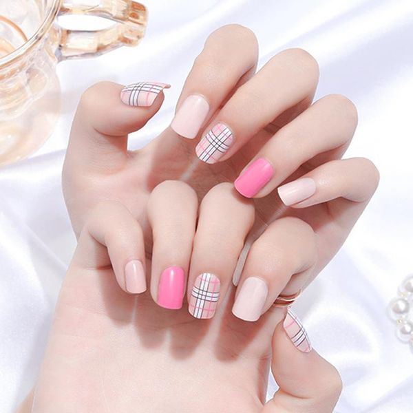 false nails spring summer sweet printed nail patch glue type removable short paragraph fashion manicure sticker uñas postizas, Red;gold
false nails spring summer sweet printed nail patch glue type removable short paragraph fashion manicure sticker uñas postizas, Red;gold