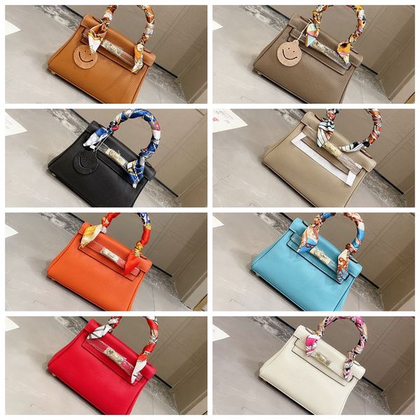 luxury designers fashion bag 18cm 22cm 25cm women totes shoulder bags with stamped lock lady genuine leather plain bag05
luxury designers fashion bag 18cm 22cm 25cm women totes shoulder bags with stamped lock lady genuine leather plain bag05