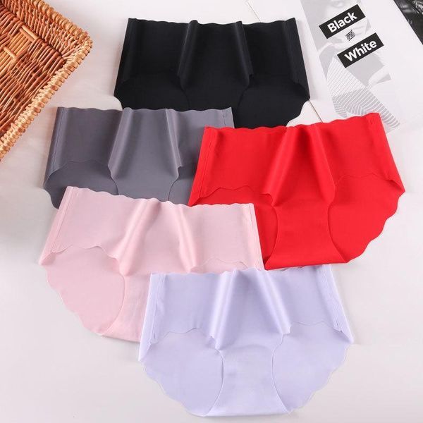 women's panties ice silk seamless underwear mid-waist cotton file hip-lifting girls briefs women, Black;pink
women's panties ice silk seamless underwear mid-waist cotton file hip-lifting girls briefs women, Black;pink