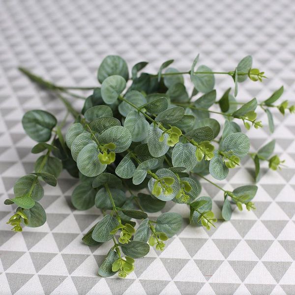 decorative flowers & wreaths simulation eucalyptus money leaf artificial plant 16 fork leather production lifelike fake wedding party home d
decorative flowers & wreaths simulation eucalyptus money leaf artificial plant 16 fork leather production lifelike fake wedding party home d