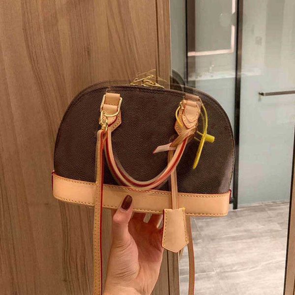handbag lady bag famous brand design original wallet handheld single shoulder messenger
handbag lady bag famous brand design original wallet handheld single shoulder messenger