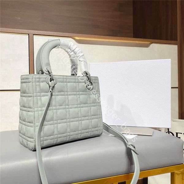 2021 luxury designer women fashion handbags totes lady my abc letter d classic retro all-match di fei bags
2021 luxury designer women fashion handbags totes lady my abc letter d classic retro all-match di fei bags